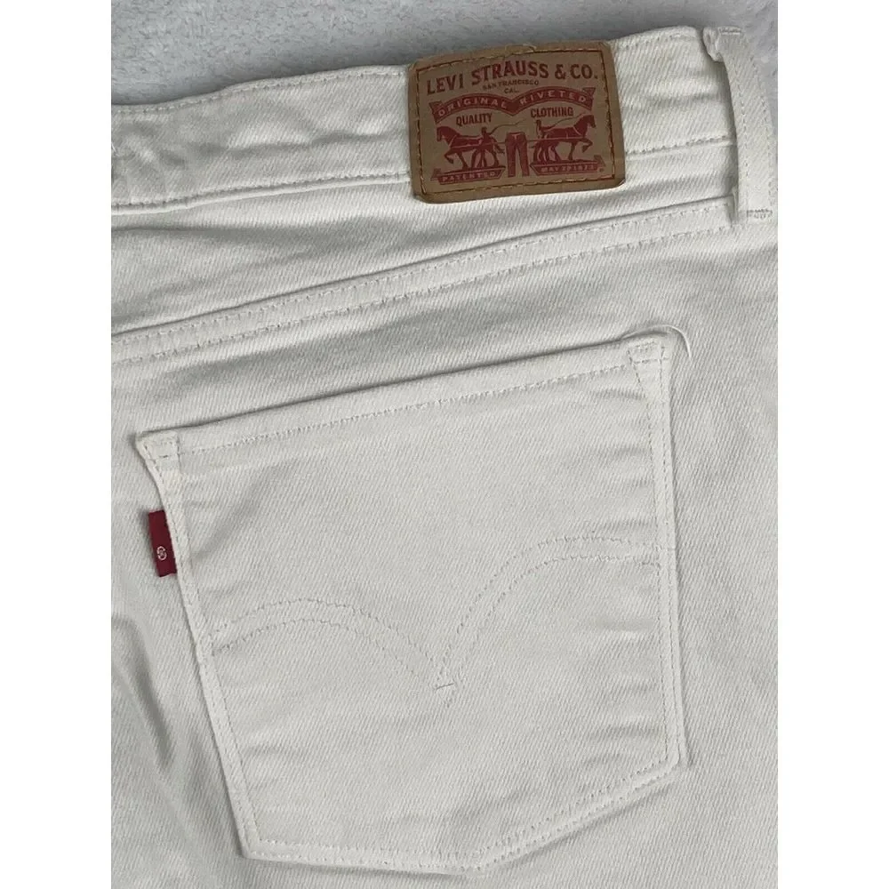 Levi's Cutoff Jean Shorts Womens Classic Straight‎ White Size 33